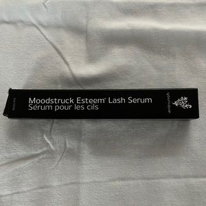 Younique Moodstruck Eateem Lash Serum